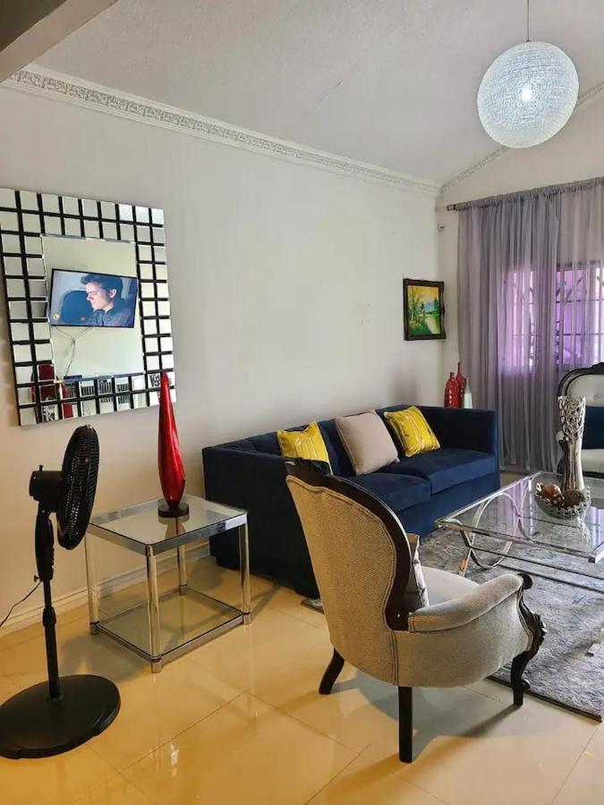 Caribbean Estates, 10 Mins From The Beach, Beautiful Gated Community Portmore Eksteriør billede
